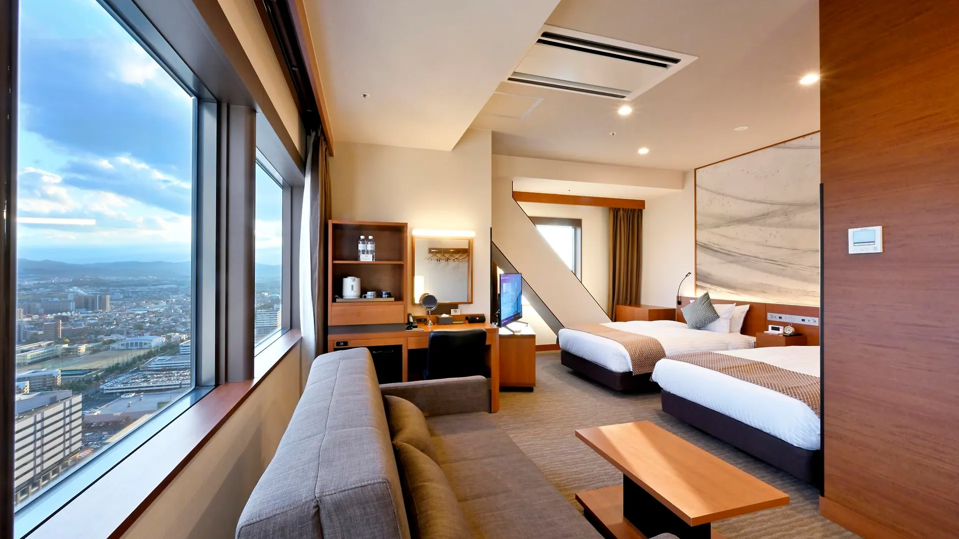 Oriental Suites Airport Osaka Rinku 泉佐野市