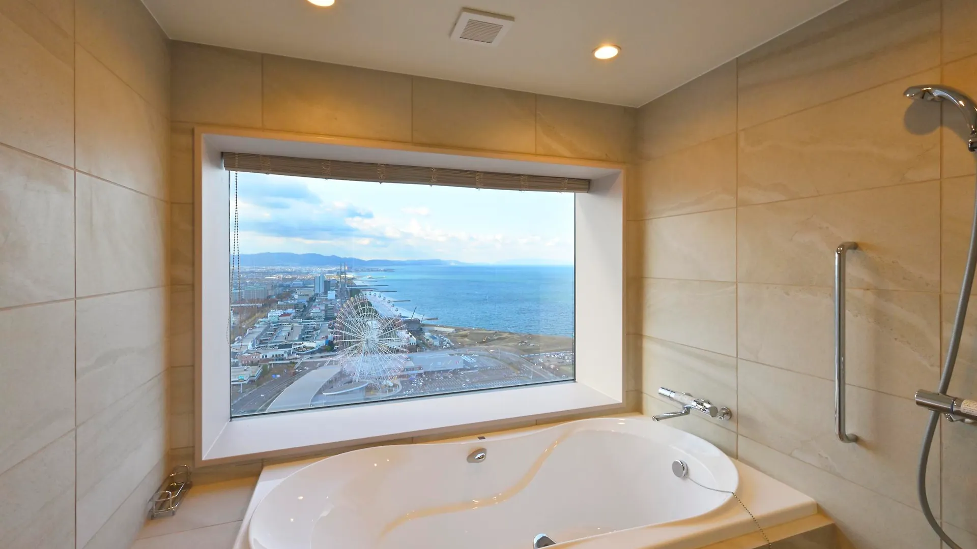 Oriental Suites Airport Osaka Rinku 泉佐野市 ホテル