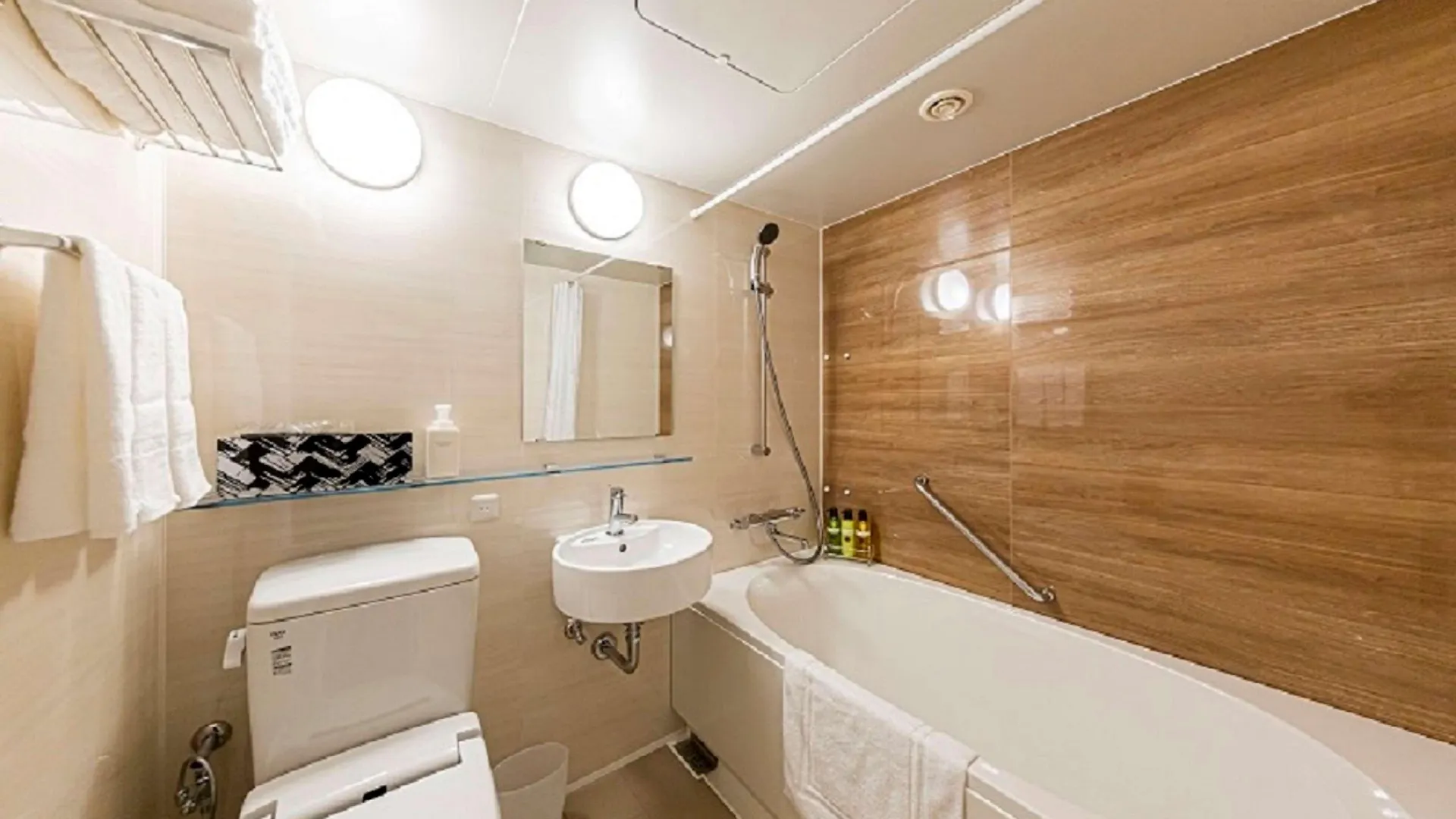 Oriental Suites Airport Osaka Rinku 泉佐野市